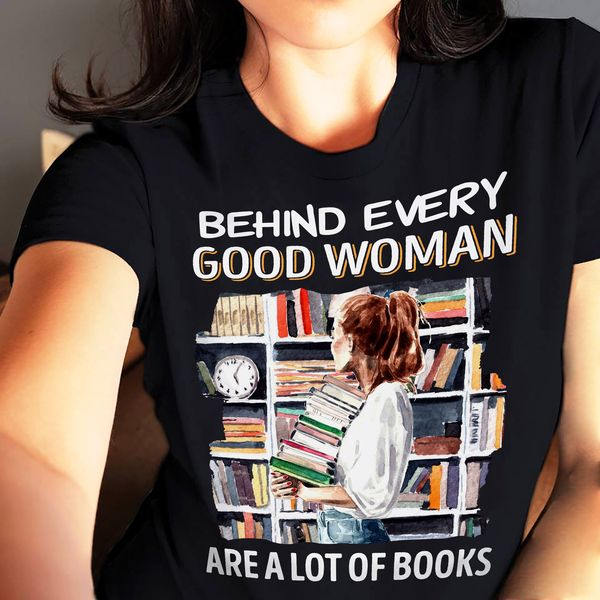 Behind Every Good Woman Letter Print T-shirt
